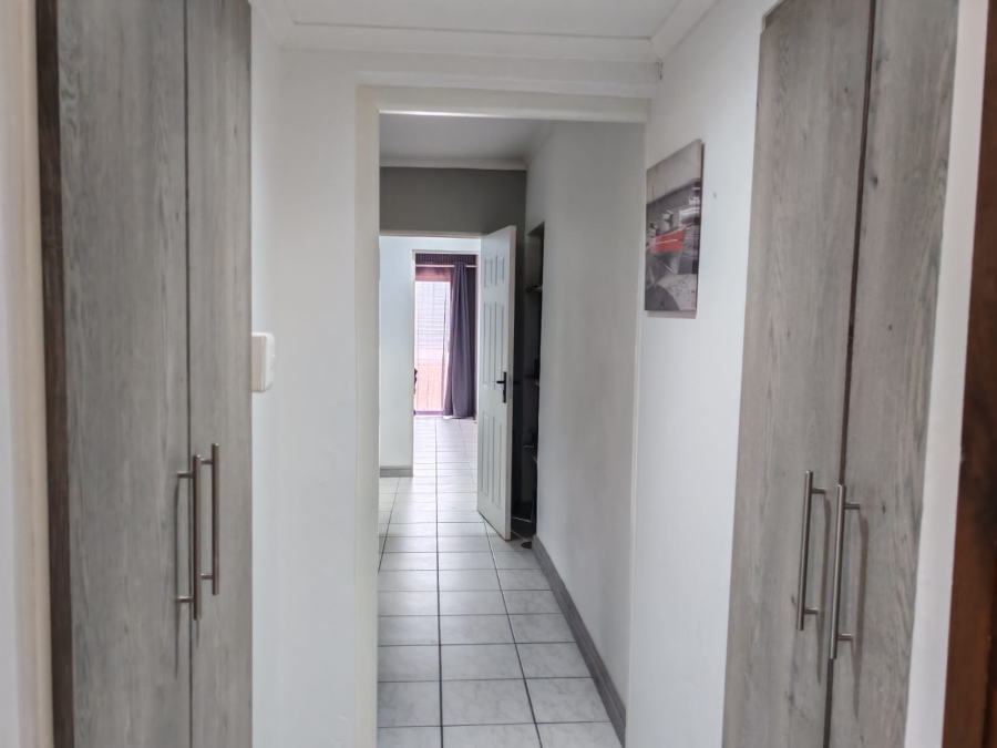 4 Bedroom Property for Sale in Boknesstrand Eastern Cape